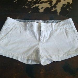American eagle white shorts